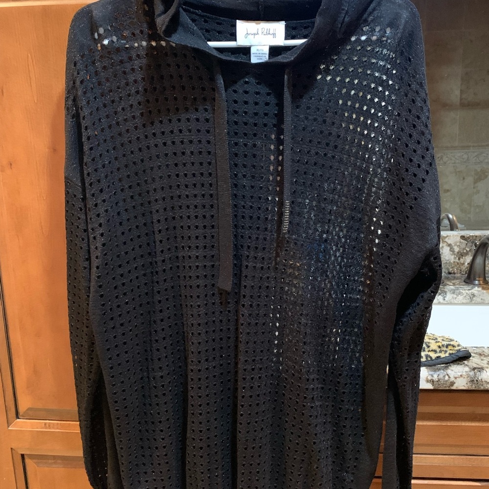 Fancy hooded shirt